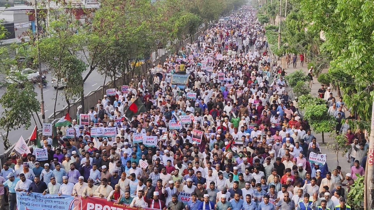 ঢাকায় জামায়াতের বিক্ষোভ মিছিল